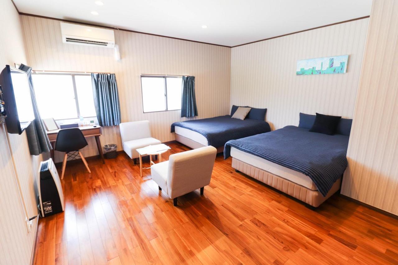 Condominium Hotel Mihama Upi Čatan Pokoj fotografie